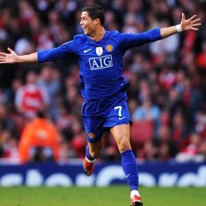 开云网址-绿茵战场：欧洲杯精彩瞬间回顾，欧洲杯经典比赛视频